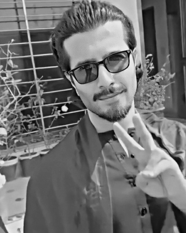 Manifesting #FerozeKhan to post HD photos in this look🤧

Kal wali look main bhi chahiyain😭 Is that too much to ask???