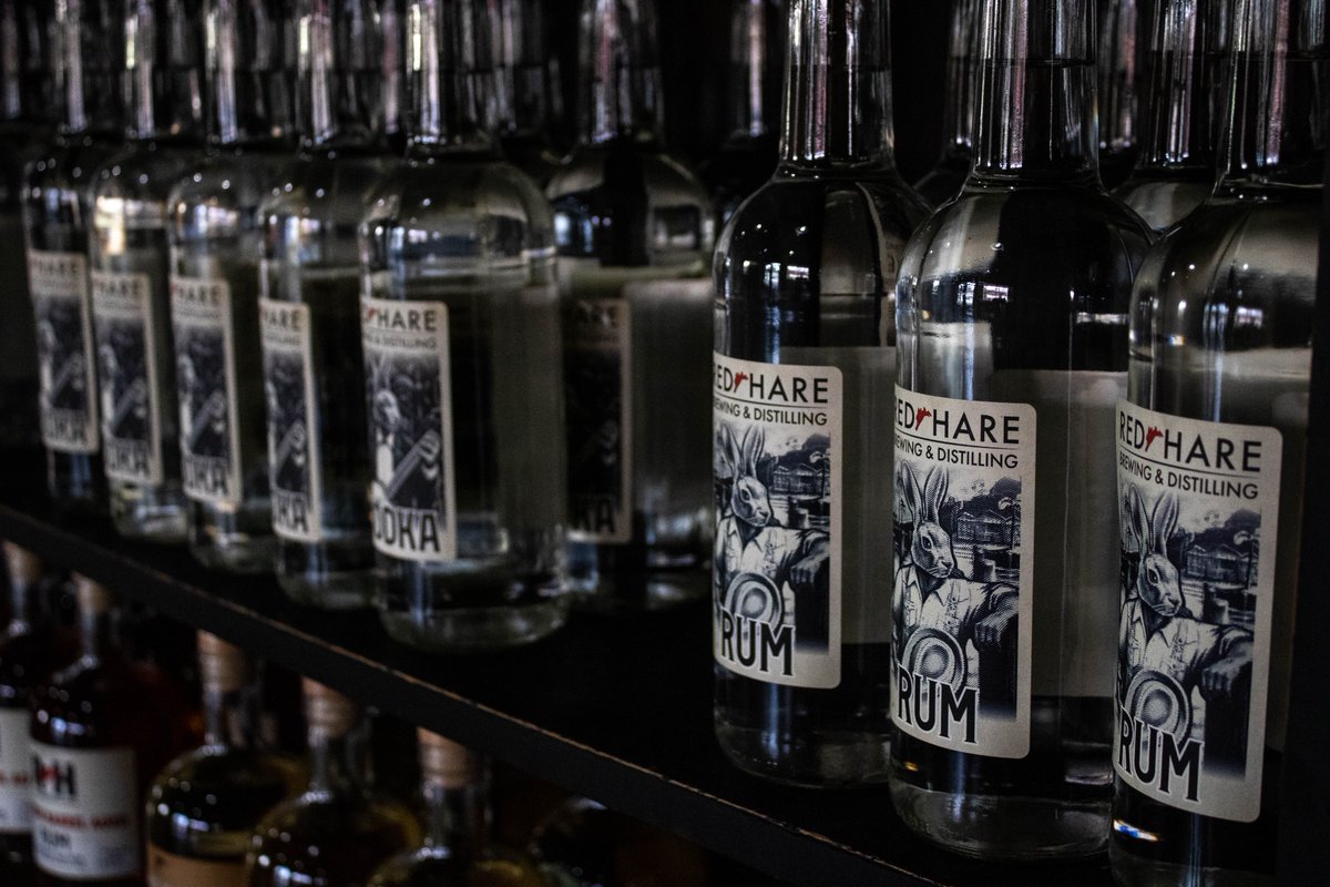 In 2022, Red Hare received a Gold medal in the U.S. Open Whiskey &amp; Spirits Championship for what spirit?
.
.
.
.
Our White Rum! Stop by the taproom tonight for some Rum &amp; Rootbeers, BBQ, and Trivia 7-9pm!

📸: dom_reilly