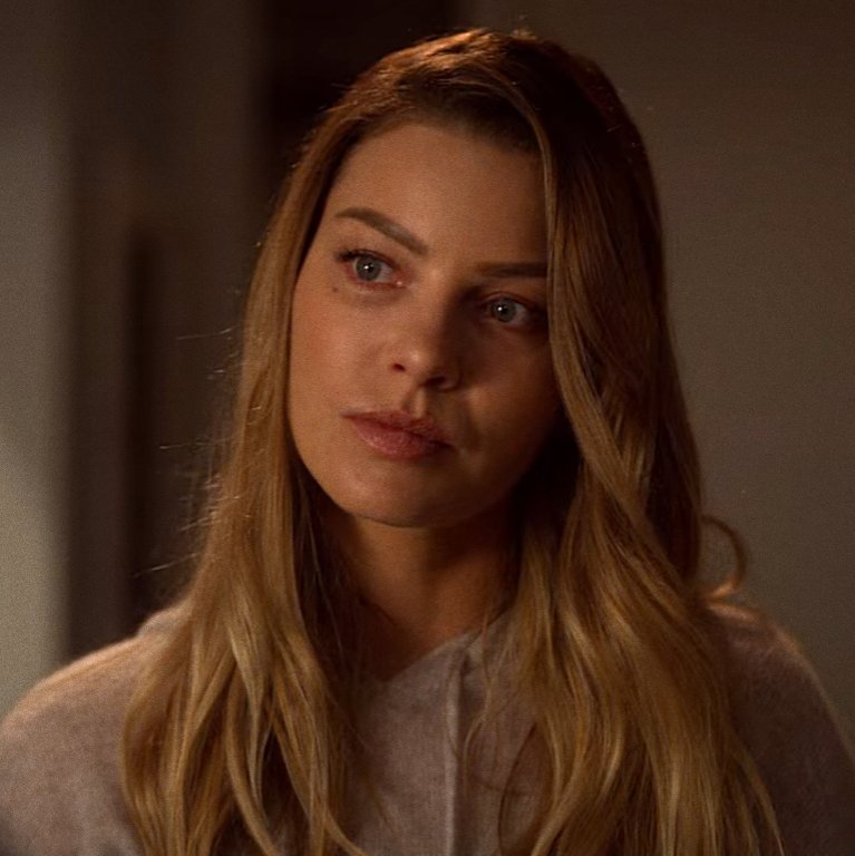 httpchloedecker's tweet image. 