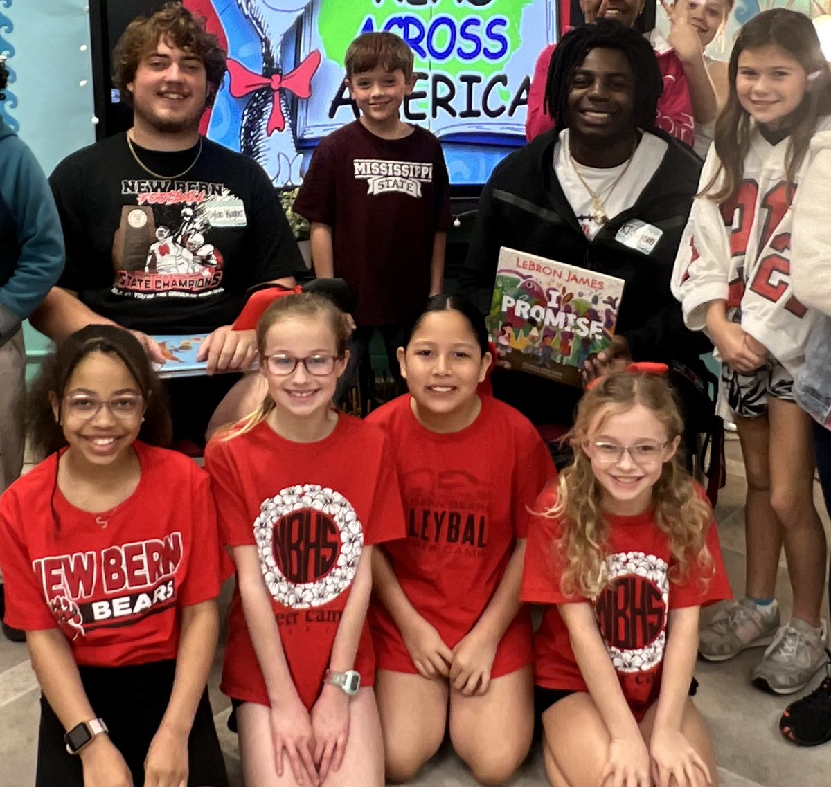 Dylan_Wagner_'s tweet photo. It was great going back to my elementary school 2 participate in #ReadAcrossAmericaDay 
@AHBangert also did a school wide penny war to donate funds to help us get our championship 💍! Thank you #futurebears for your support @NBbearsFB @ksampson94 @NoTavien1Green @Coach_TNowell https://t.co/pUPDDWrNQP