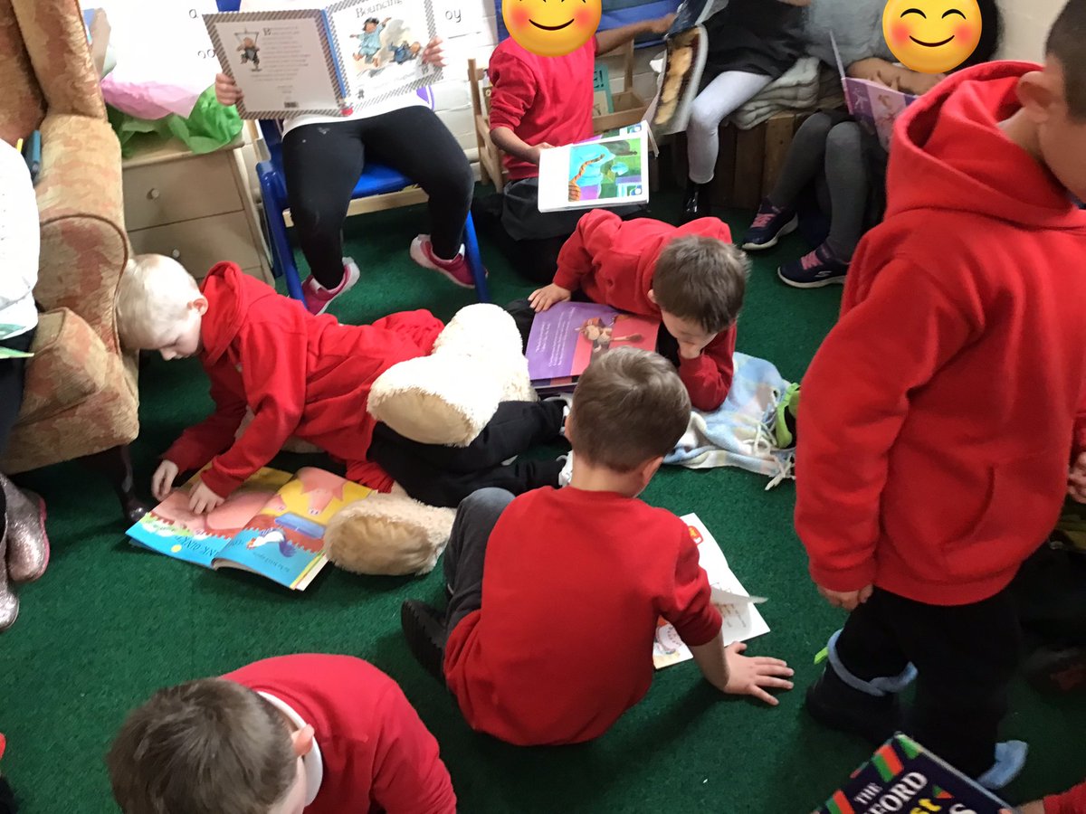Y1RDPS's tweet photo. The #WorldBookDay2023 bell has gone off. We have stopped decorating our wooden spoons and have sat down to read our books. https://t.co/mATr2t4B0w