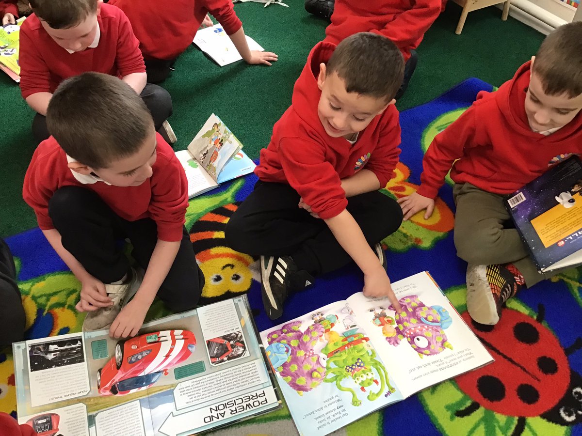 Y1RDPS's tweet photo. The #WorldBookDay2023 bell has gone off. We have stopped decorating our wooden spoons and have sat down to read our books. https://t.co/mATr2t4B0w