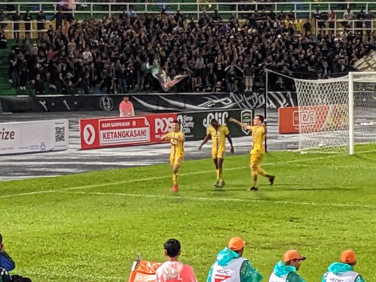 Gollllll lagiiii!!!!!!