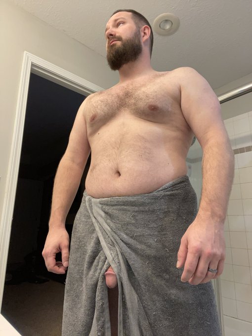Got told a couple times I looked skinny or asked if I&rsquo;m losing weight based off my last couple posts<a href="/tag/tiktok"class="tags"><span>#tiktok</span></a><a href="/tag/tiktoknsfw"class="tags"><span>#tiktoknsfw</span></a>