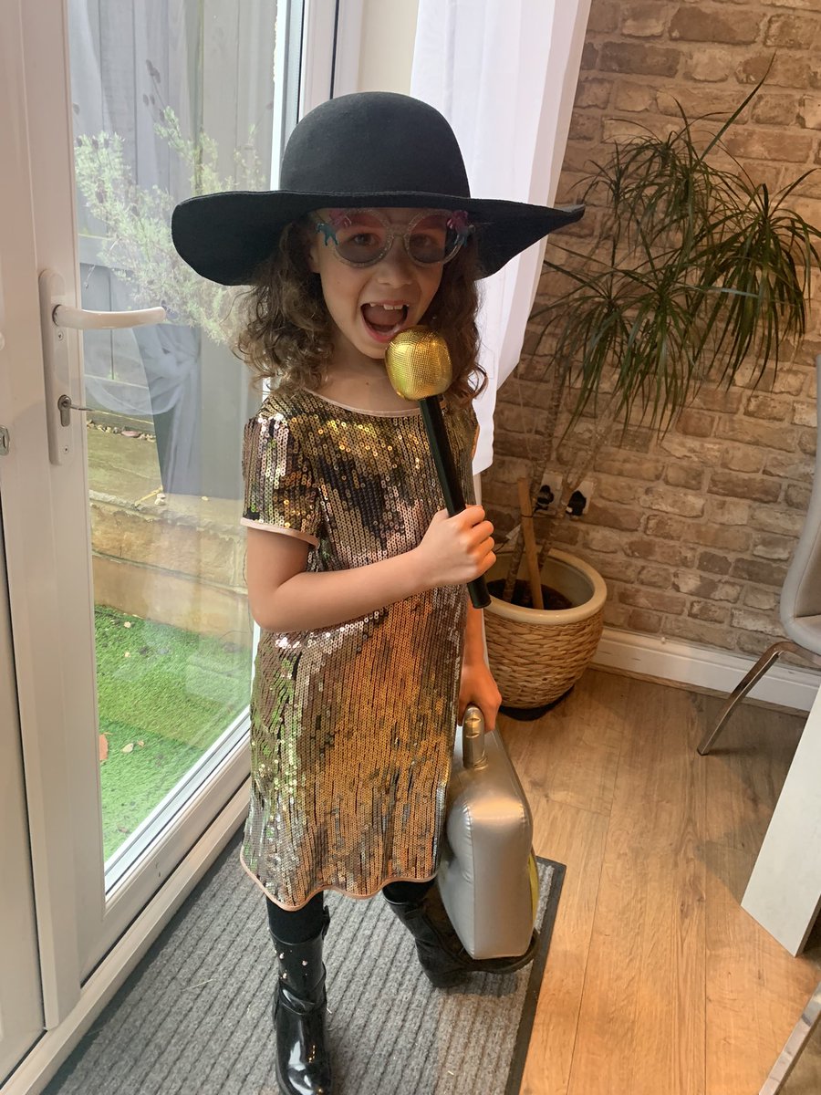 Vickygradon's tweet photo. #WorldBookDay2023 @Burnopfield_sch what do you want to be when you grow up ryleigh…think she nailed it 🎤🎶🎤 https://t.co/HCzIW0xzad