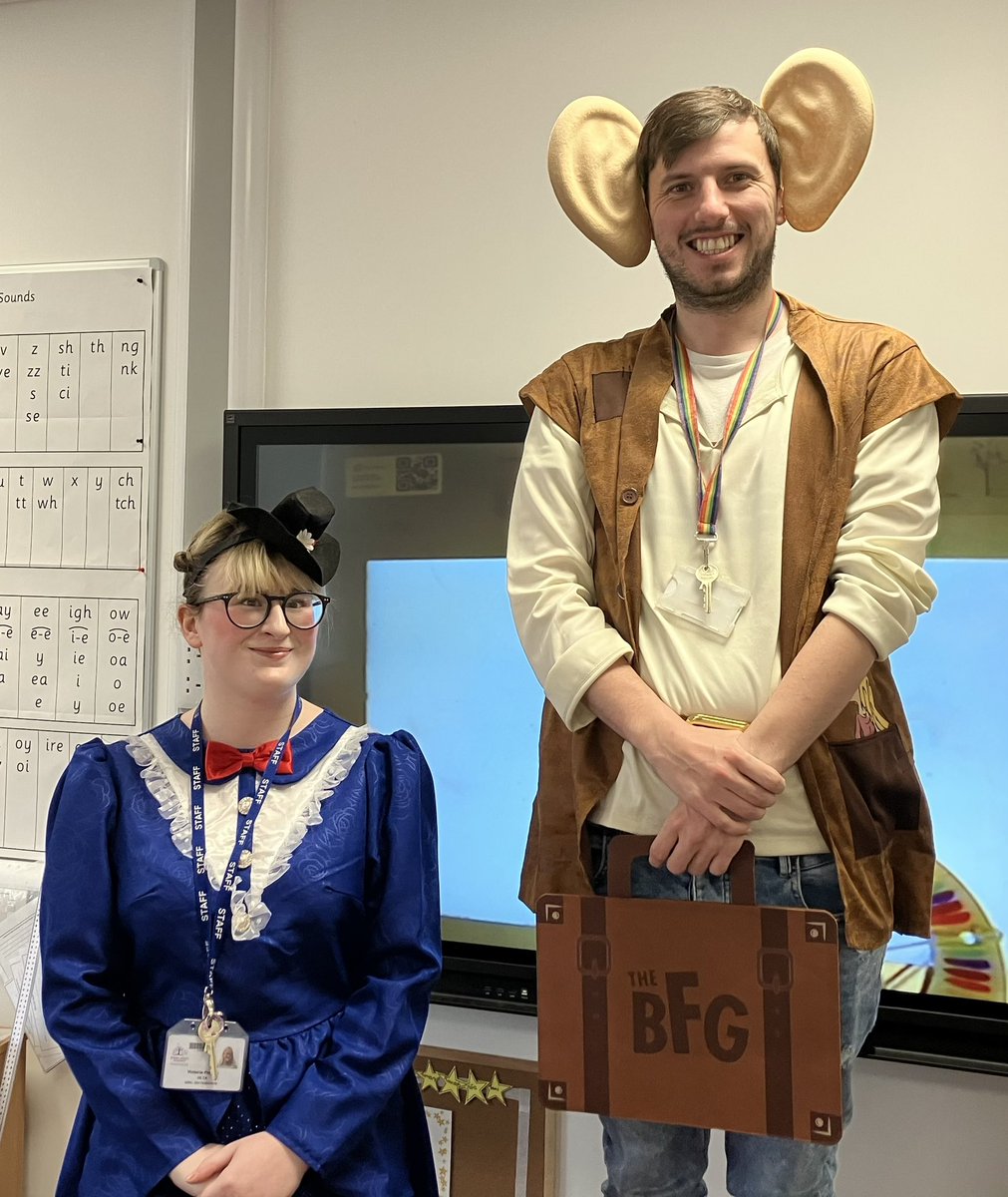 BWA_Sheffield's tweet photo. Staff have got #WorldBookDay2023 off to a great start! From FS to Y6, and everything in between, it can’t be denied that they’re a creative bunch! #reading #weareastrea @astreaacademies https://t.co/Bzfhw8GmbB