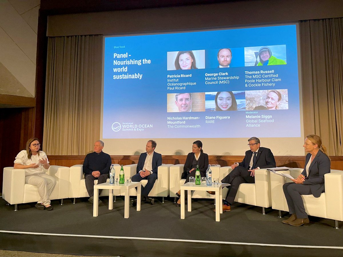 Check out Rare's Diane Figueroa at a #BlueFoods panel at the @Economist_WOI #WorldOceanSummit! 

She attended the summit to highlight innovative financial solutions to help coastal communities manage their fisheries more sustainably.