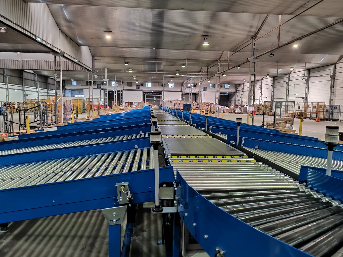 JHernandoSL's tweet photo. En solo 5 días, del 7 al 9 de marzo, @JHernandoSL  acude a la II Feria Internacional Logistic Spain, donde expondremos nuestras últimas soluciones para #intralogística. ¡Esperamos verle en persona para atender sus necesidades! 

https://t.co/g3HkSNrAHc https://t.co/ufsKnCYAaX