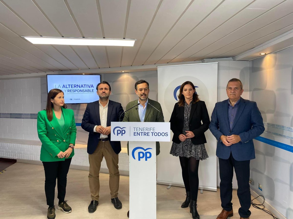 Lope_afonso's tweet photo. Somos la alternativa útil y responsable para #Tenerife. 

🚘 Movilidad
🏥 Plazas socio-sanitarias.
✈️ Regeneración espacios turísticos.
🛍️ Impulso del comercio.
💻 Empleo juvenil.
🏡 Vivienda pública.
💦 Gestión del agua y residuos.

Propuestas para el #DETenerife23. 
#EntreTodos https://t.co/gMwnFTnYcI
