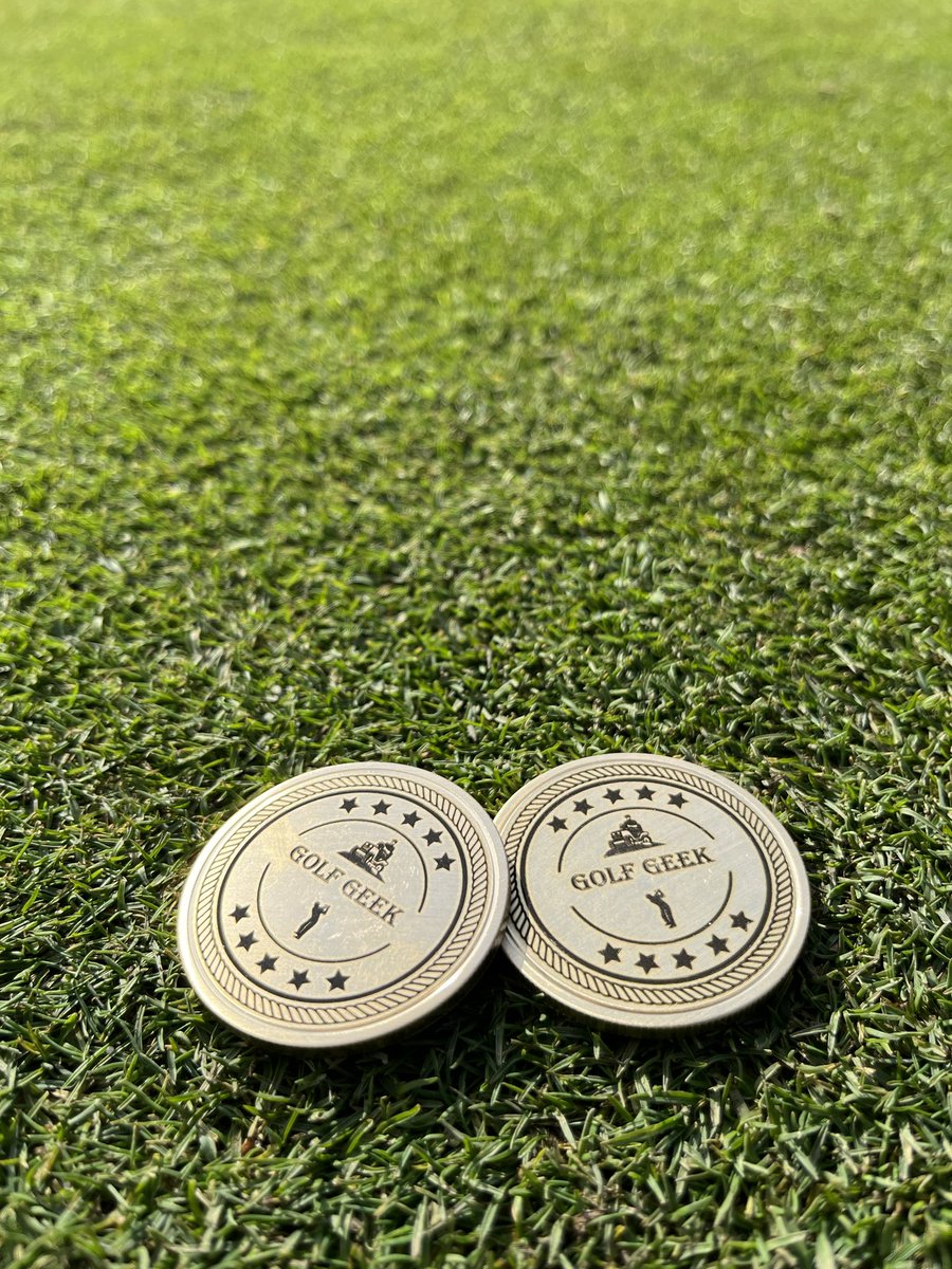 GolfGeek6's tweet image. Just when the season looks upon you… back come out the snoods. Still only March 2nd guys 😉 

Thanks to the guys @ReytShot for the ball markers.