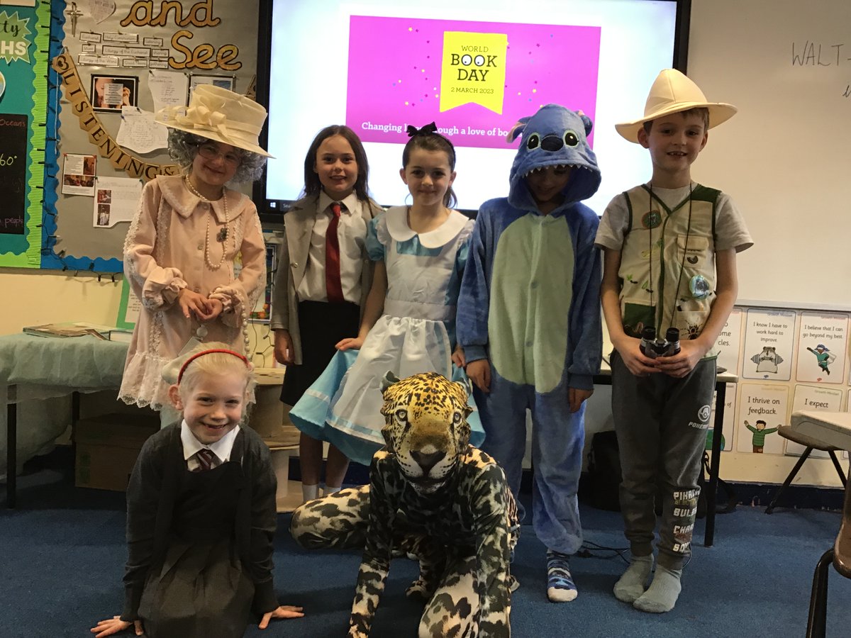 MuchWooltonOpal's tweet photo. Class 7 is looking fabulous for world book day … can you guess who we are…. ? @muchwooltonsch https://t.co/wiQqDdTWgW