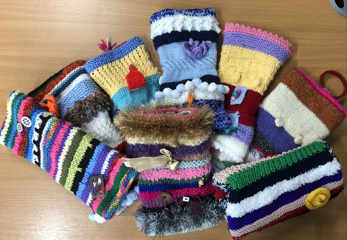 CARMRomneyMarsh's tweet photo. Twiddlemuffs
What is a twiddlemuff? A knitted muff with items attached to it to keep dementia sufferer’s hands active and busy. A twiddle muff provides a source of visual, tactile and sensory stimulation and keeps hands snug and warm too.
#twiddlemuff #dementia #active #tactile https://t.co/0ENhx0RQ1N