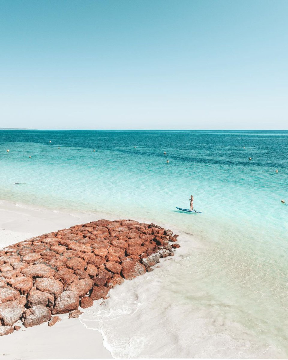 corona's tweet photo. Welcome to #Busselton, a beach people enjoy far and wide.

Close to #Perth, you can experience the wonders of beach life - but, stick around long enough, you can also stargaze, ride bikes, and tour vineyards. 

Welcome to paradise.

#ThisIsLiving

📸 @BurkinshawJosh https://t.co/oanlOtWG87