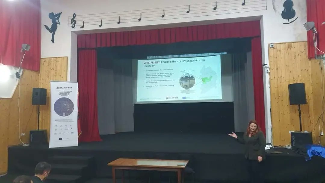 co_plan's tweet photo. Co-PLAN Institute for Habitat Development në bashkëpunim me Polis University ka prezantuar në Bashkinë Lezhë studimin mbi vlerësimin e shërbimeve të ekosistemit në Lagunën e Kune-Vainit. 

@EUinAlbania
@wbc_rri
#lezhe #h2020 #responsible #research #innovation #coplanalbania https://t.co/iVVmPevEqc