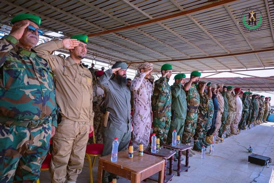 CrnZ0's tweet photo. تخرج دفعة جديدة من قوات #الحزام_الامني بالعاصمة #عدن.
#القوات_المسلحة_الجنوبية 
#الجنوب_مفتاح_السلام https://t.co/G1rNJOroDK