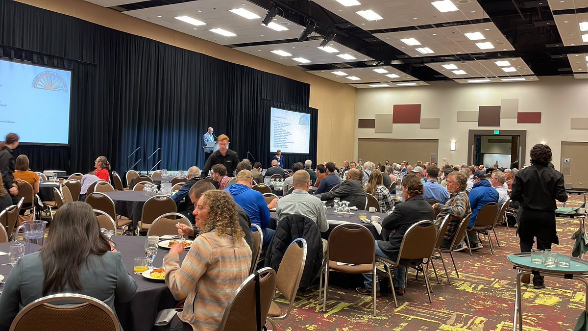 WSWeedSci's tweet photo. Welcome to the final day of the #WSWS23 meeting. It kicks off nice and early with the breakfast and business meeting. Thanks everyone for getting up so early and joining in! https://t.co/0a5eBMD5HZ