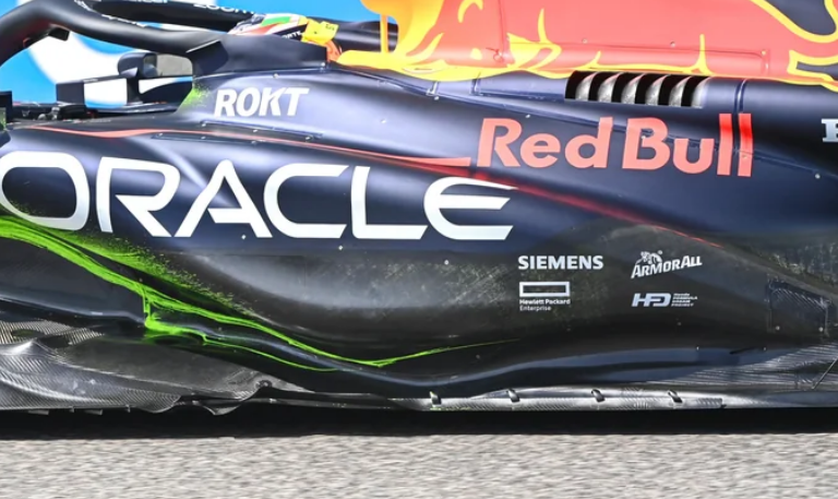 FqOFqMgXwBMxadB?format=png&name=900x900