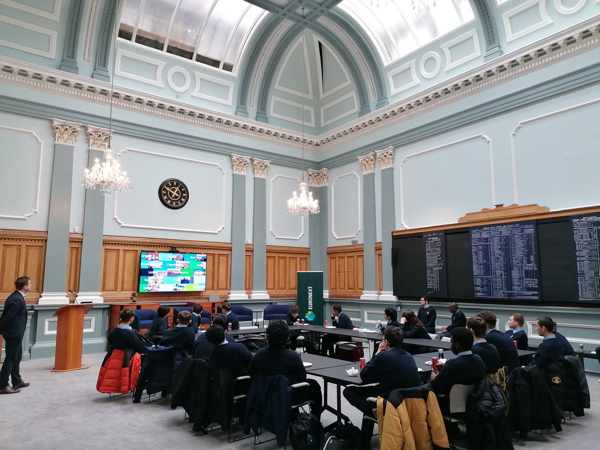 Business_Dept's tweet photo. 5th & 6th Years @StVincentsd11 had a lovely visit to @euronext_ie to learn more about the Irish Stock Exchange. #iseq https://t.co/Gdm64k8yxV