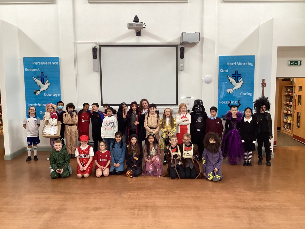 Faith_Year5's tweet photo. Happy World Book Day from Year 5! 📖 @FaithPrimary #WorldBookDay https://t.co/9Wp1yIu7Hs
