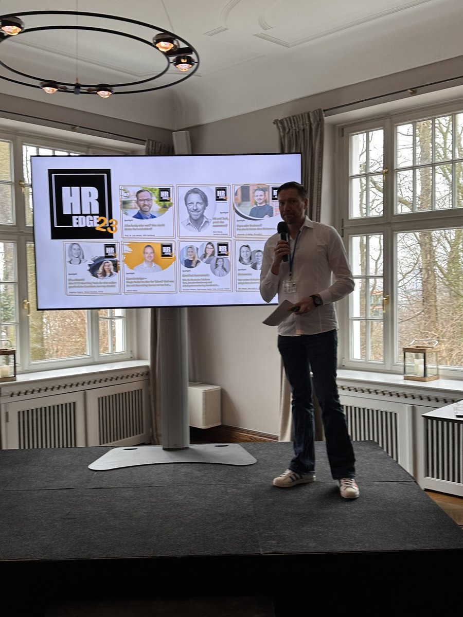 Felix Bünting (@felixbuenting) on Twitter photo Heimspiel mit vielen lieben Menschen <a href="/recrutainment/">Joachim Diercks</a> <a href="/markenfrische/">markenfrische</a> <a href="/Schrodi82/">Florian Schrodt</a> <a href="/jankirchner/">Jan Kirchner</a> @talent_o_mat <a href="/gerohesse/">Gero Hesse</a> @ReiserStefan #hredge23 Heimspiel mit vielen lieben Menschen <a href="/recrutainment/">Joachim Diercks</a> <a href="/markenfrische/">markenfrische</a> <a href="/Schrodi82/">Florian Schrodt</a> <a href="/jankirchner/">Jan Kirchner</a> @talent_o_mat <a href="/gerohesse/">Gero Hesse</a> @ReiserStefan #hredge23