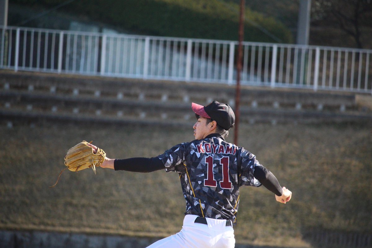 _HOTRODS's tweet photo. 2/26 vs CRONIESさん
11-2○
初対戦のCRONIESさんとの一戦。場所はウバムランでも有名な姥子山公園（笑）相手のミスにつけ込み大勝！
投げては小山→加藤→葛島→眞田のリレーで封じ込みました🙂3月の大会に向けて今週は練習の予定です。調整もきっちりして迎えたいですね😎 https://t.co/WYKbyQq0Xy