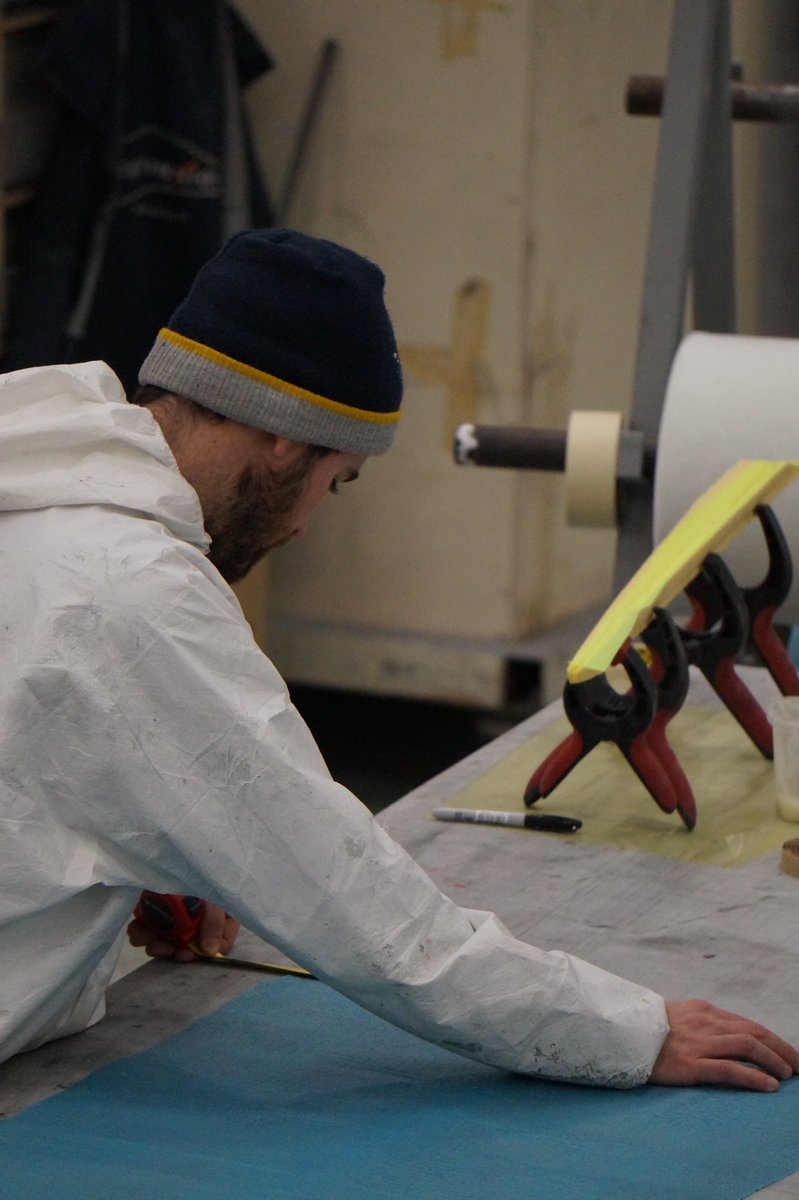 FabriceCahierc's tweet image. Quelques nouvelles du chantier ⛵️

Nos équipes avancent très bien et l’assemblage du bateau bat son plein !

Vivement le moment on l’on vous dévoilera ses couleurs…

📷 : J. BARAISE / REALITES Sailing Team

#oceanfifty #realites #realitessailingteam #courseaularge #sailing