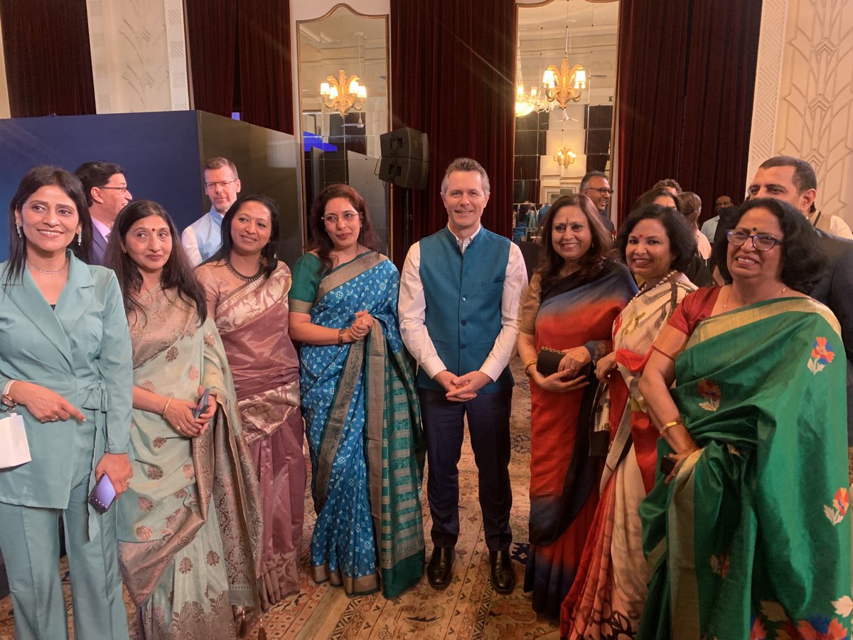At the #Australia India partners in researchinitiative with the Australian Minister of Education the honourable Mr Jason Clarke #cbse #AEF#MOE#NPSC