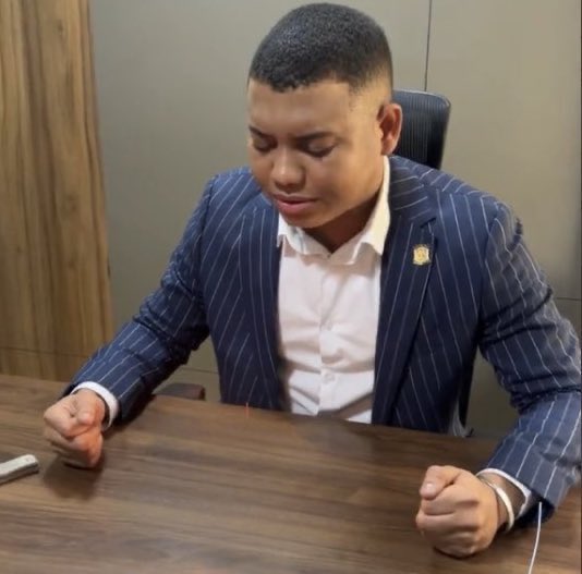 Memes Universidad Nacional tweet media