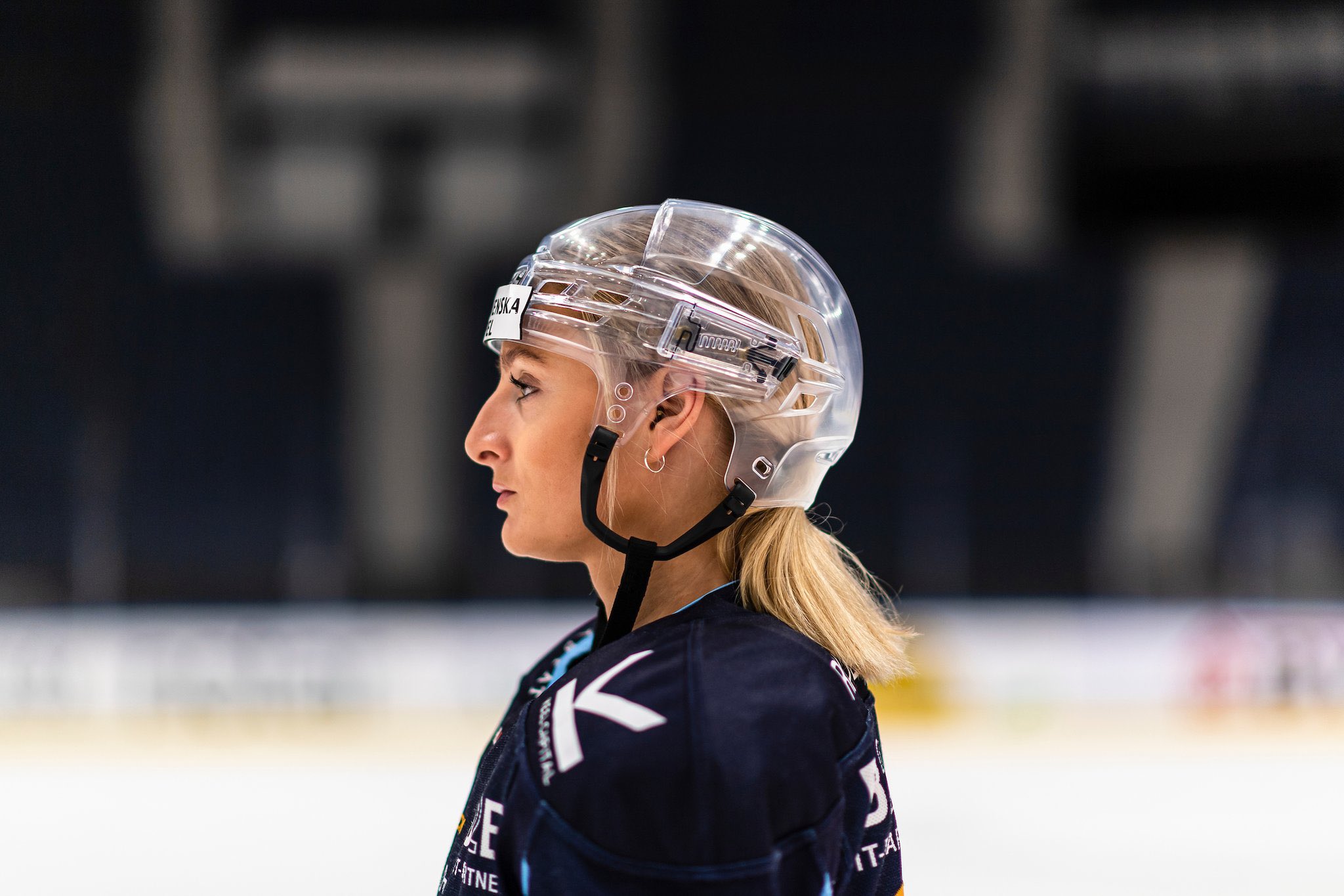 Women's Hockey in Sweden