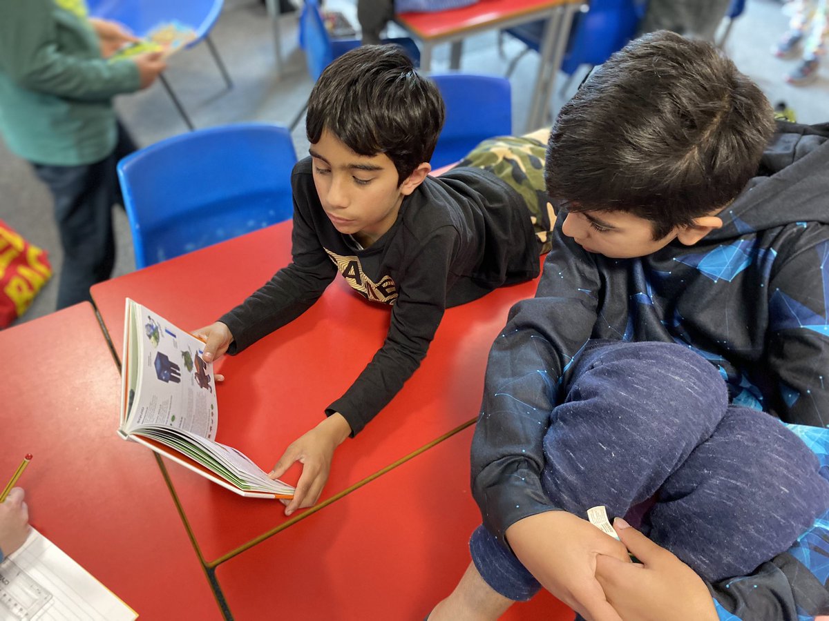 firsprimarysale's tweet photo. #WorldBookDay2023 is well under way in #Y4Poplar where we hold the environment in which we read extremely important. Where do you like to read a book? On your own or with a friend, read today.π ποΈ #readingforpleasure #readingfirs https://t.co/foq6VMoftf