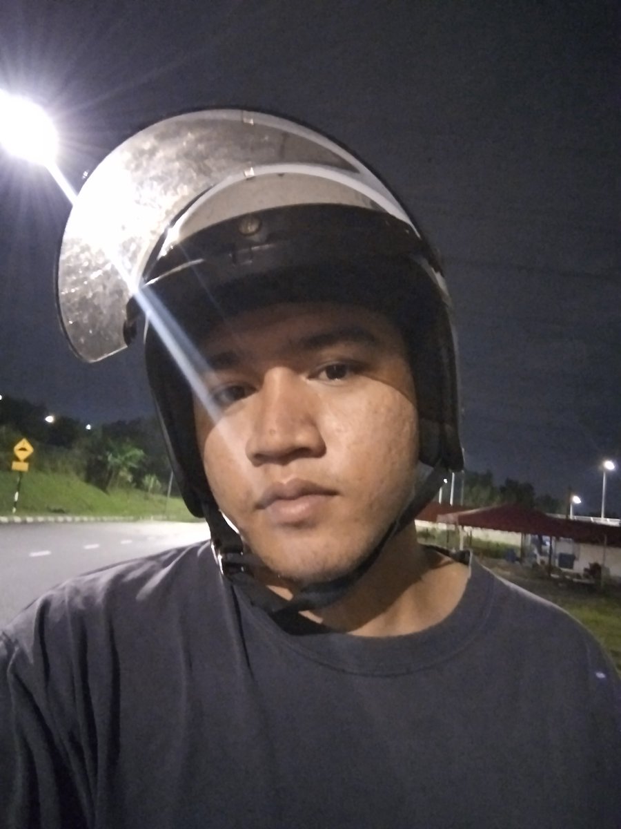 THCannaz's tweet image. Merempit dulu baru kamu.

#RempitForLyfe
#PemburuGadisMalam 
#OnXOn
#SebelahTangan1km