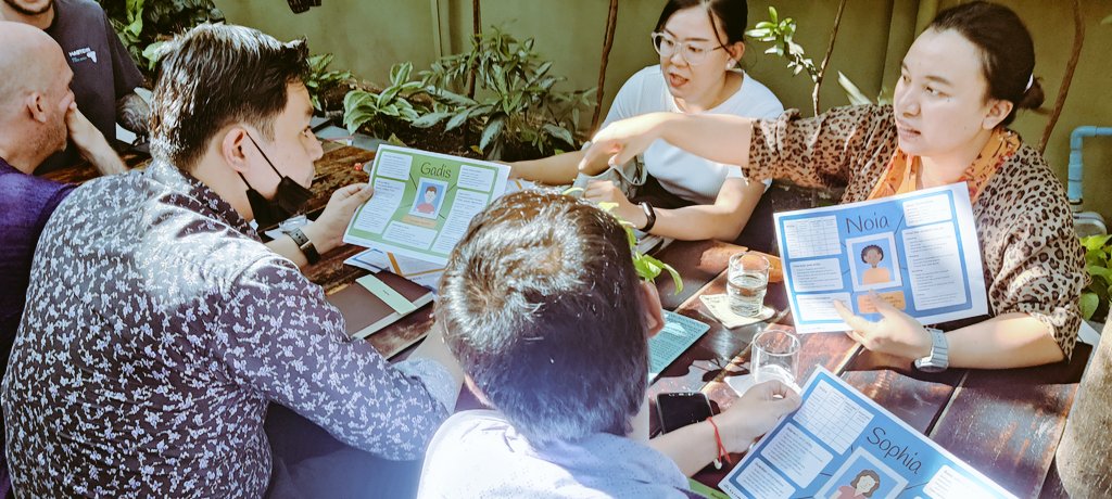 ChrisC__27's tweet photo. #WIDA_UW #WIDAInstitute #PhnomPenh A few snaps of our ELD team doing some #collaboration this eve sharing ideas on how #WIDA Can Do Portraits can be used, modified and updated and in what different scenarios they can be useful to support #MLLS across school levels. https://t.co/xCzlo6rN47