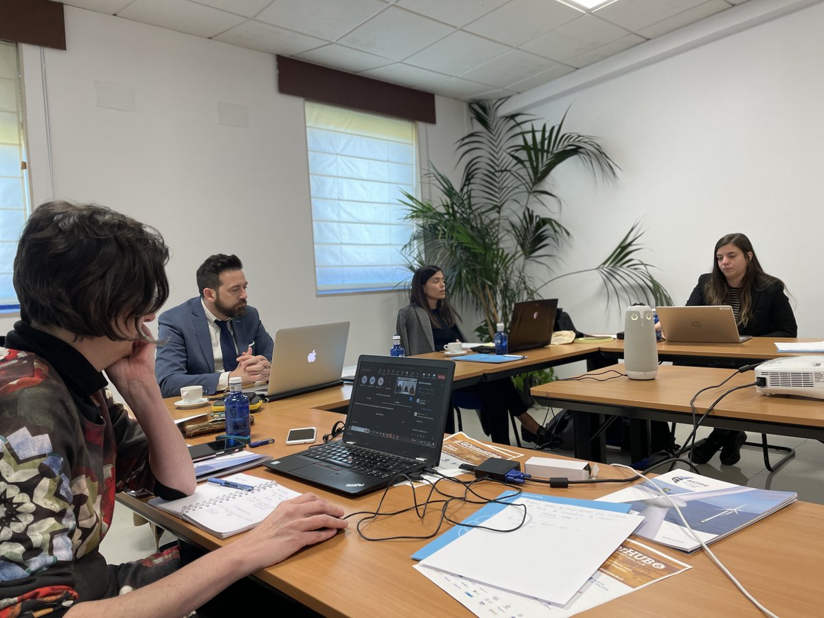 MarineTraining.eu tweet media