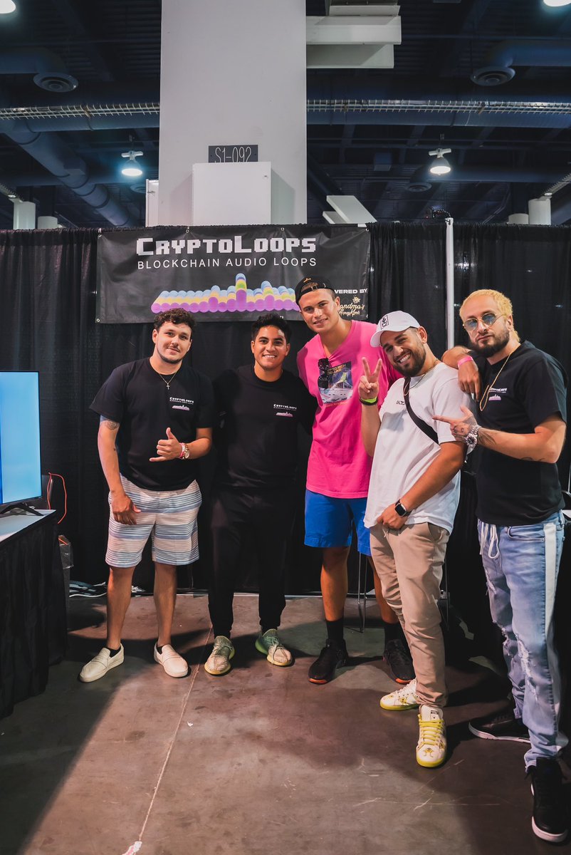 TisJohnny's tweet photo. Big Shout out from the @Cryptoloopsapp team to @famous_dyl  | We run into each other at every event. Blessed to have connected with you!
@irlshene @DONDADAproducer @TheBurbBoy @wilfredonavarro https://t.co/SnmspJ4dfK