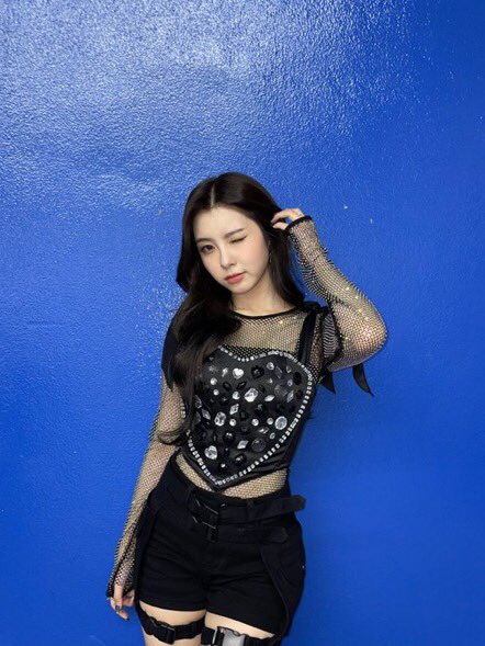KIMDAYEON_INTL's tweet photo. [ADMIN TEAM] 230302 #BrightestTwentyFirst 

With Dayeon’s Birthday coming to an end, we just wanna give a huge thank you to everyone who helped out with the ‘Brightest Twenty First’ Project <3 we appreciate you all so much! lets work even harder for future projects and events 🫶🏼 https://t.co/WZzhrM3A5a
