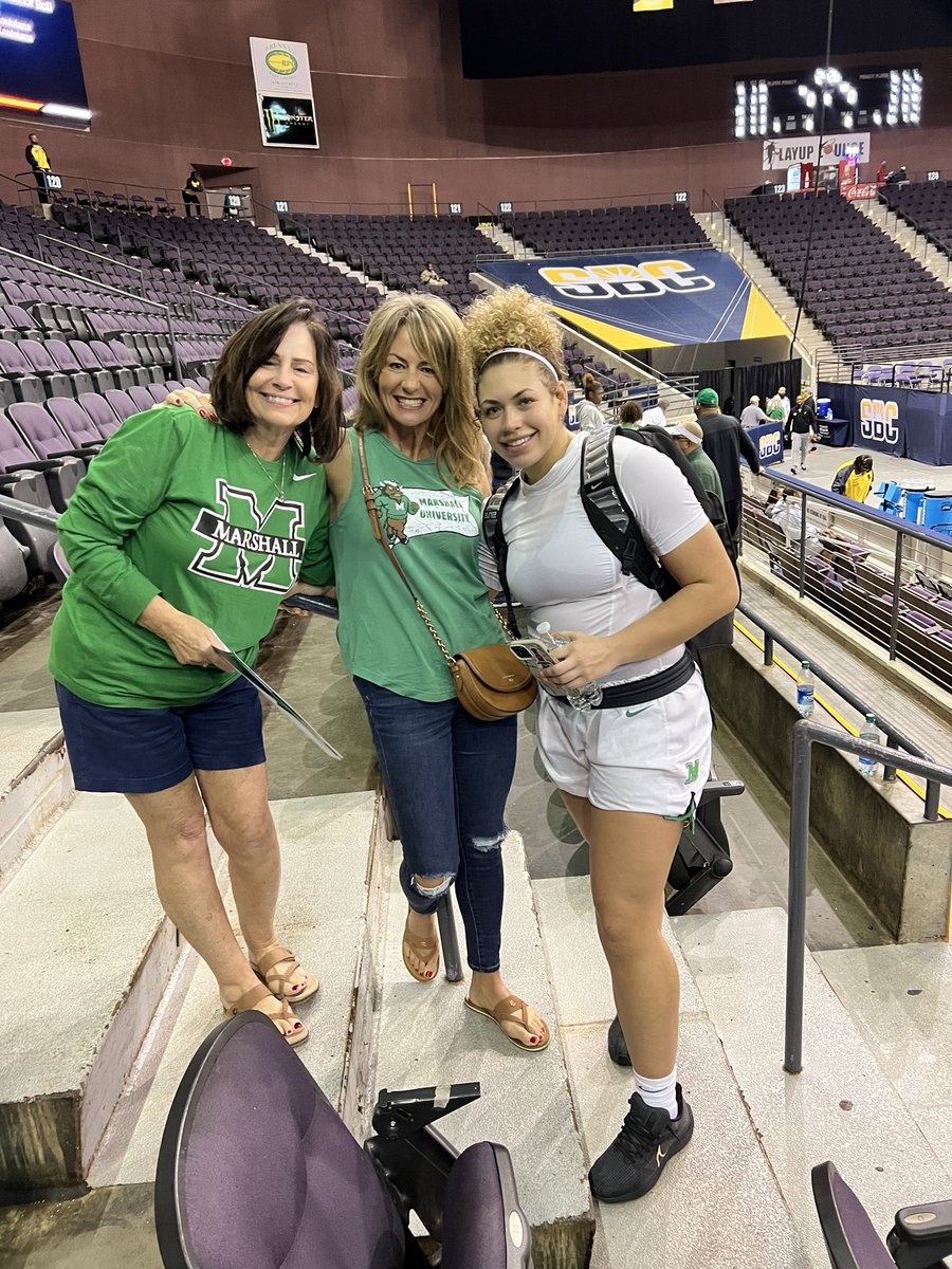 samanthalafon_4's tweet photo. Win #1🥳💚 #WeAre https://t.co/B6s8emcAP2