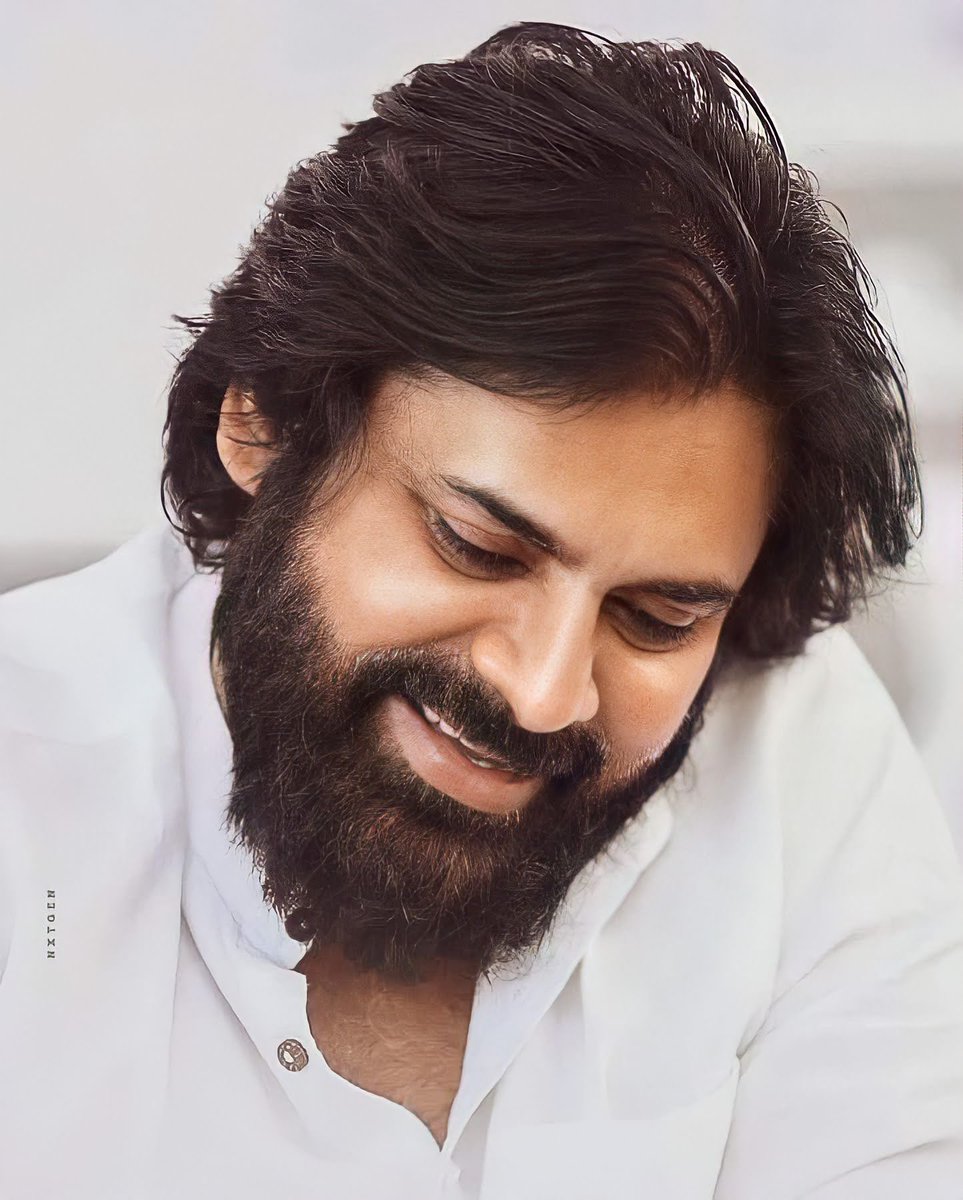 OG_SanjaySaahu's tweet photo. @PawanKalyan రాజకీయం కంటే రాష్ట్రం మిన్న ❤️❤️
@PawanKalyan my leader ✊ https://t.co/4C1kYPg8q3