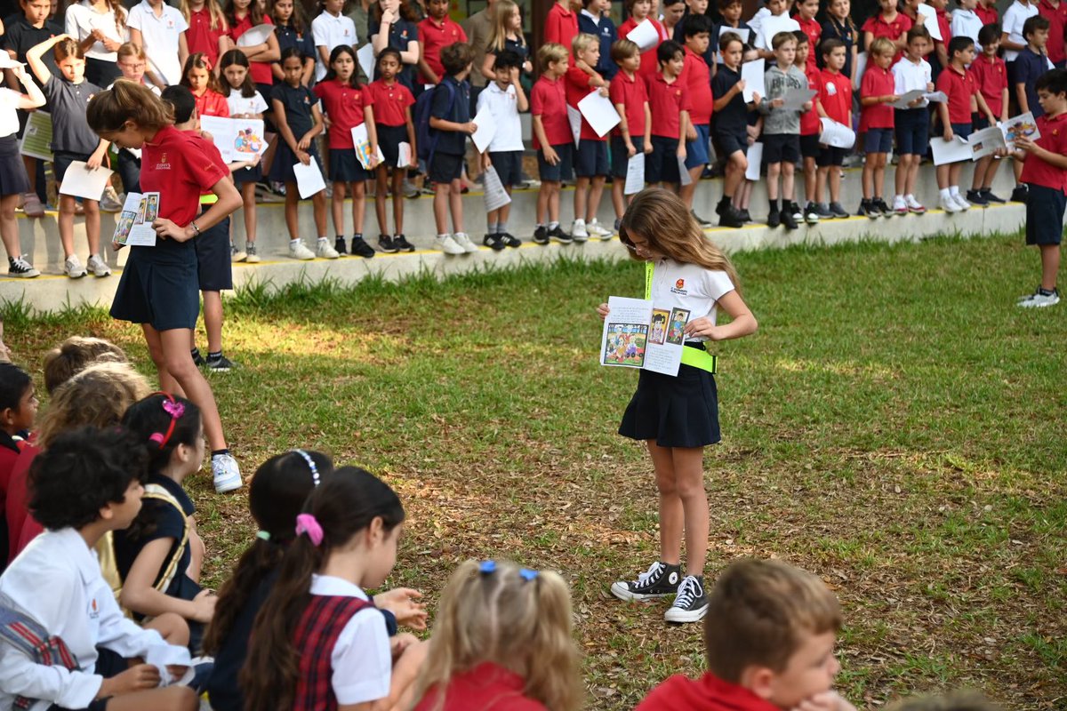Happy #ReadAcrossAmericaWeek kickoff! Thankful for the opportunity to read my bilingual children’s book to Ss at @SSEDSorg this morning. 

valeriasketches.com/book