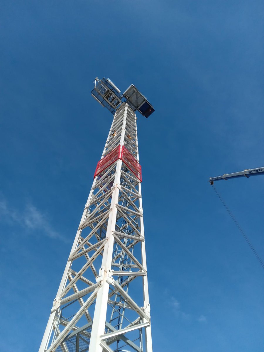 Construction is well under way thanks to the arrival of the new 37-meter-tall crane at Queen Alexandra Hospital.

The static Tower Crane, which can hold up to 6 tonnes, is lifting structures into place for our new multi-million-pound Emergency Department.

#ProudToBePHU