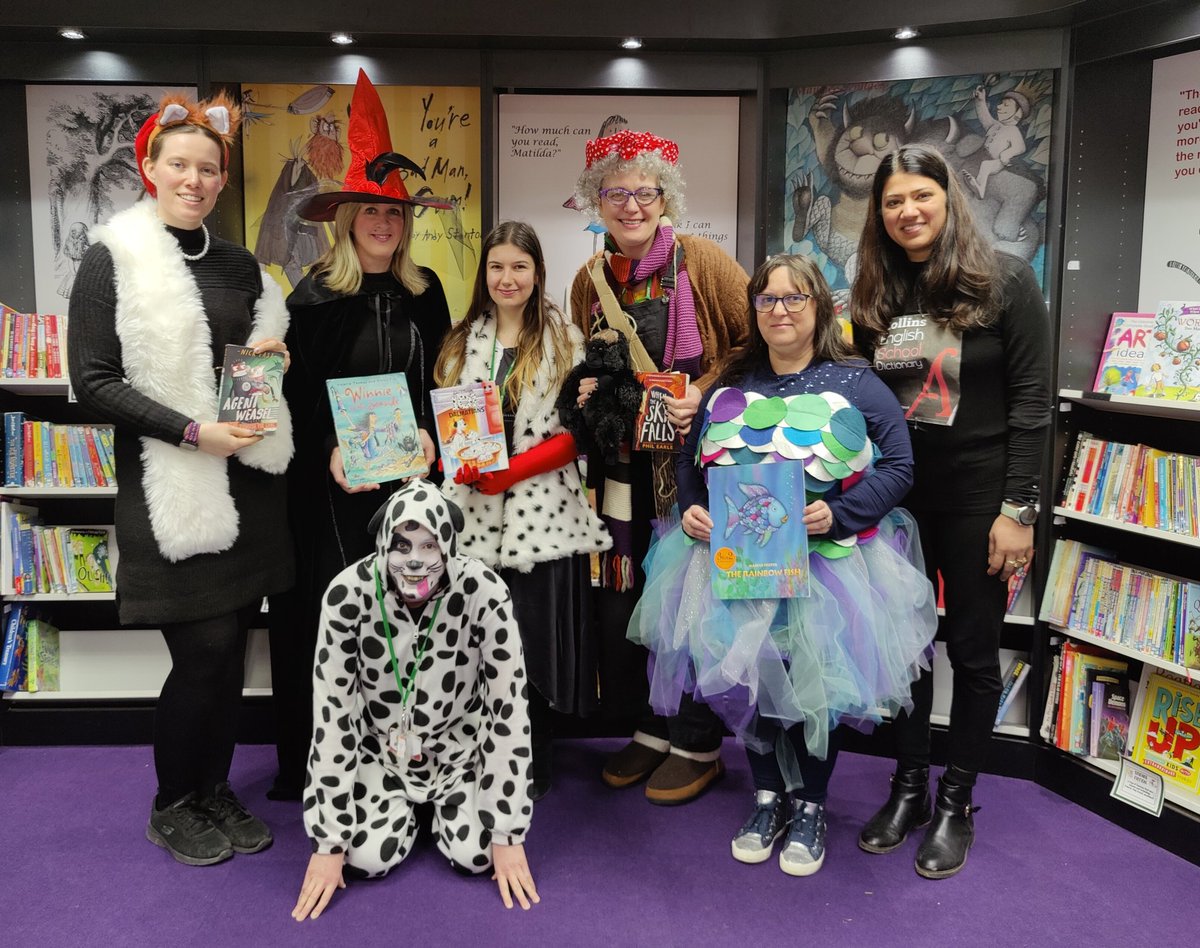 SpinneyPrimary's tweet photo. Brilliant commitment to @WorldBookDayUK from staff and children alike! Thank you everyone for a brilliant day of celebrating reading! https://t.co/npRDkSARJx