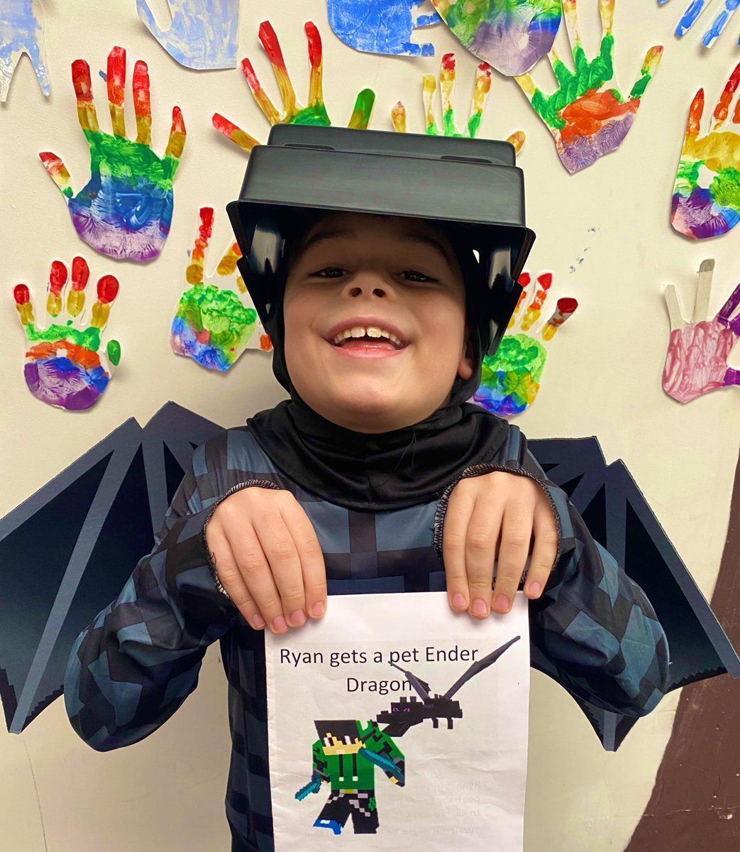 roscoeprimary3's tweet photo. This superstar has written his own story for world book day! Year 2 LOVED reading this new story! 🤩⭐️ #RP_year2 #WorldBookDay https://t.co/JxKuwXcOpS