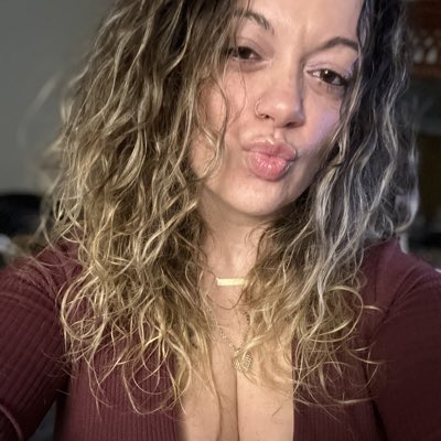 Filthy_Trixy23's tweet photo. #NewProfilePic https://t.co/A4HHmPjHlo