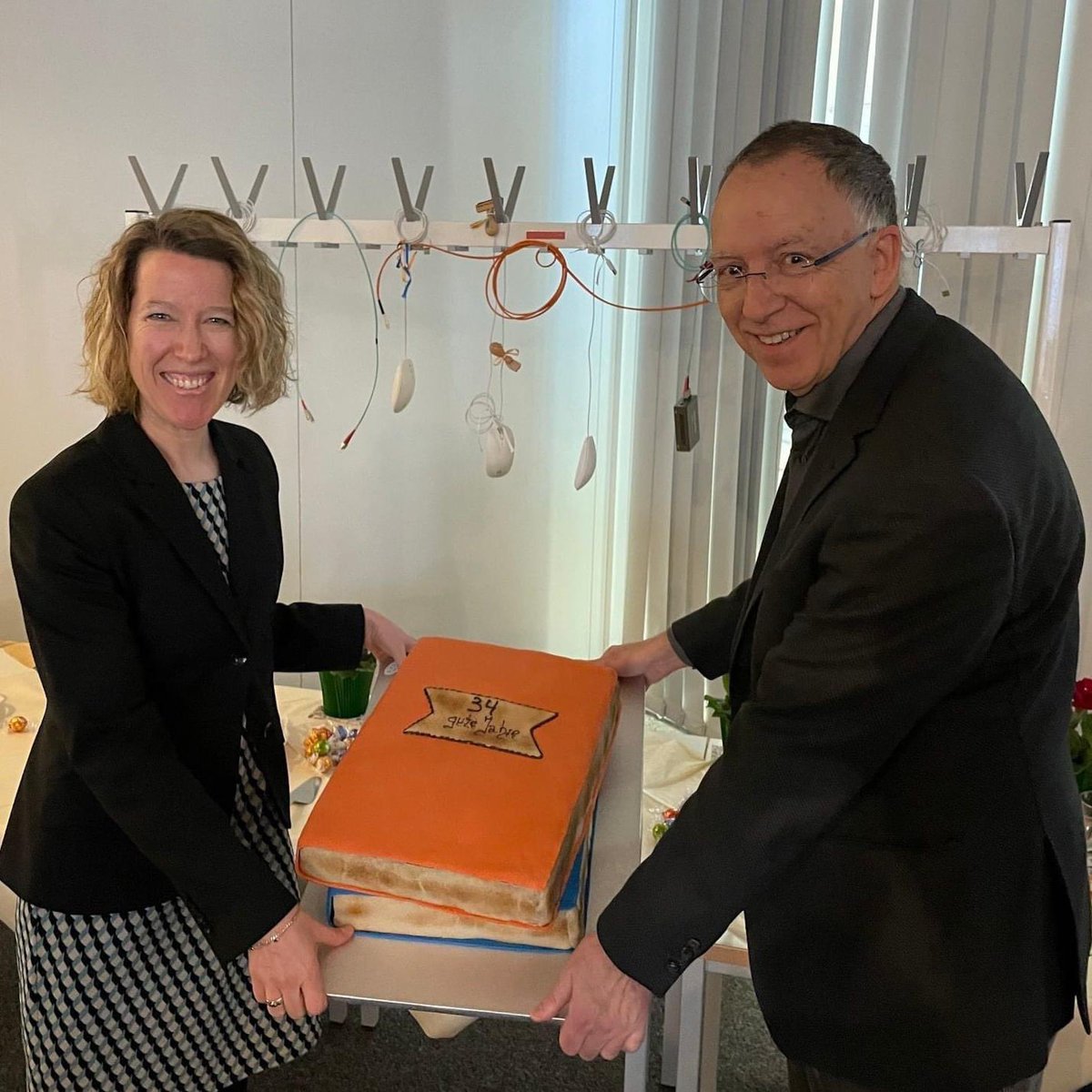 Stadtbibliothek Neuss tweet media