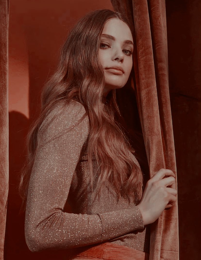 KAIROSGEARP's tweet image. ⠀⠀

             𝖲𝖤   𝗕𝗨𝗦𝗖𝗔  ｡

      ───── Cazadora de Artemisa. Edad: 24. 
      ───── Fc: Kristine Froseth. 
      ───── Trama a explicar por dm.
