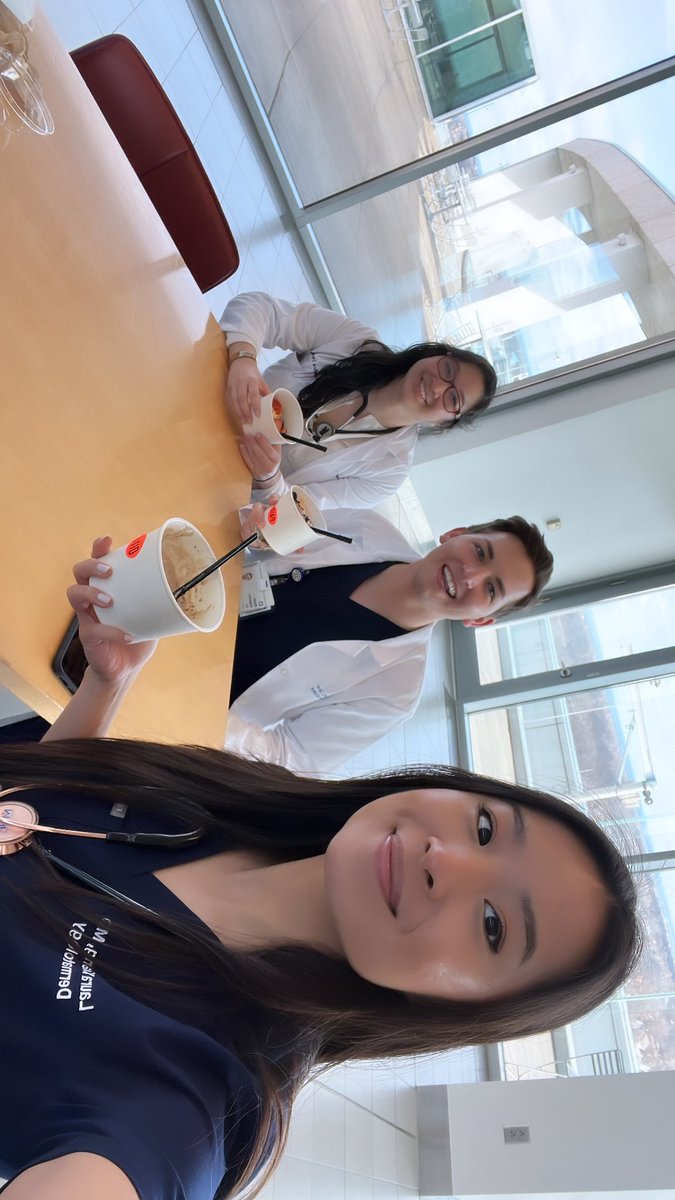 Laura Xiang tweet media