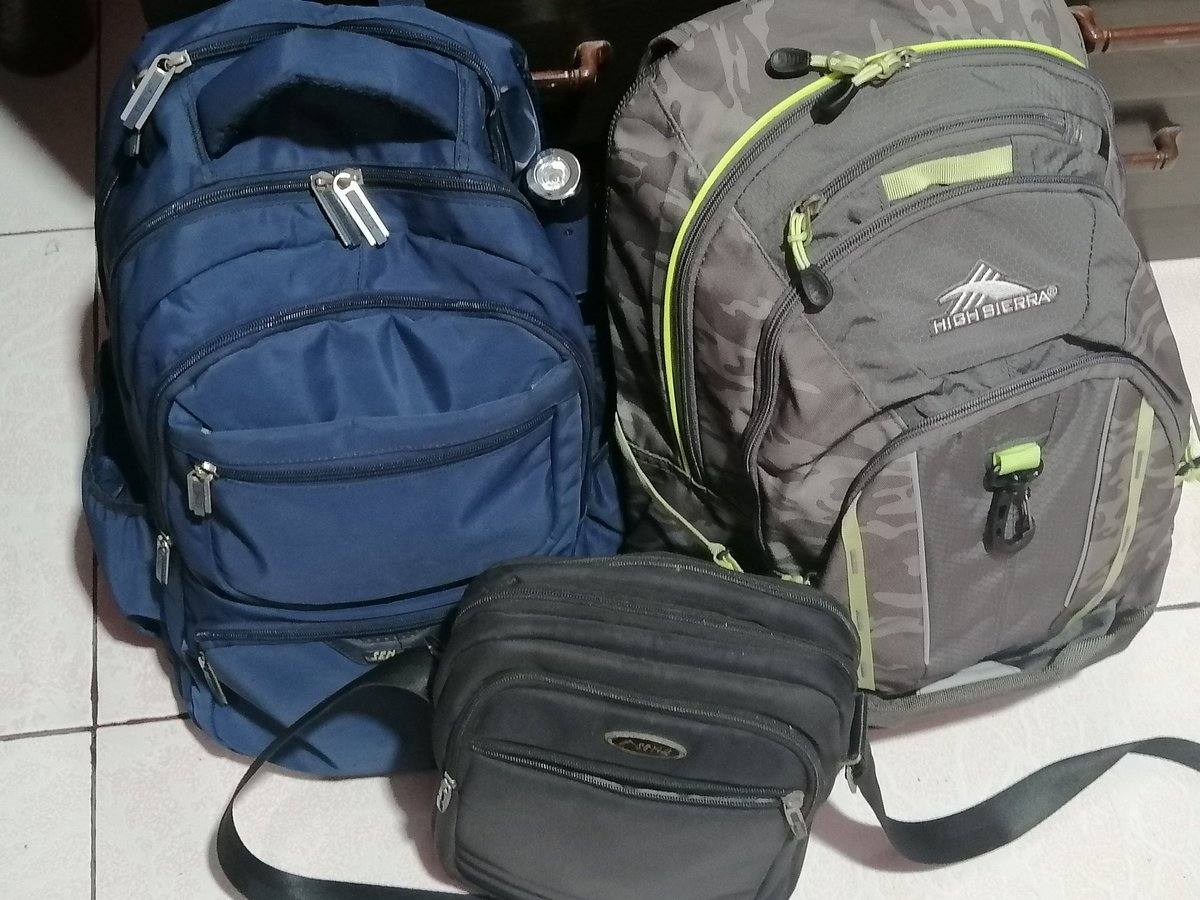 Jhonzkyler's tweet photo. Laguna ➡️ Manila ➡️ Laguna➡️ Pack up ➡️ GI (Abyss all accounts that I handle once I got home on Sunday) ➡️ Lost Ark (Log in lang muna sunday ko kayo tatapusin lahat) ➡️ Sleep ➡️ Manila
Routine for today's bidyow 😴
#GoodNight #NewEnvironment #NewPlacesToTambay #TaraGalaTayo https://t.co/udXWiahvNS