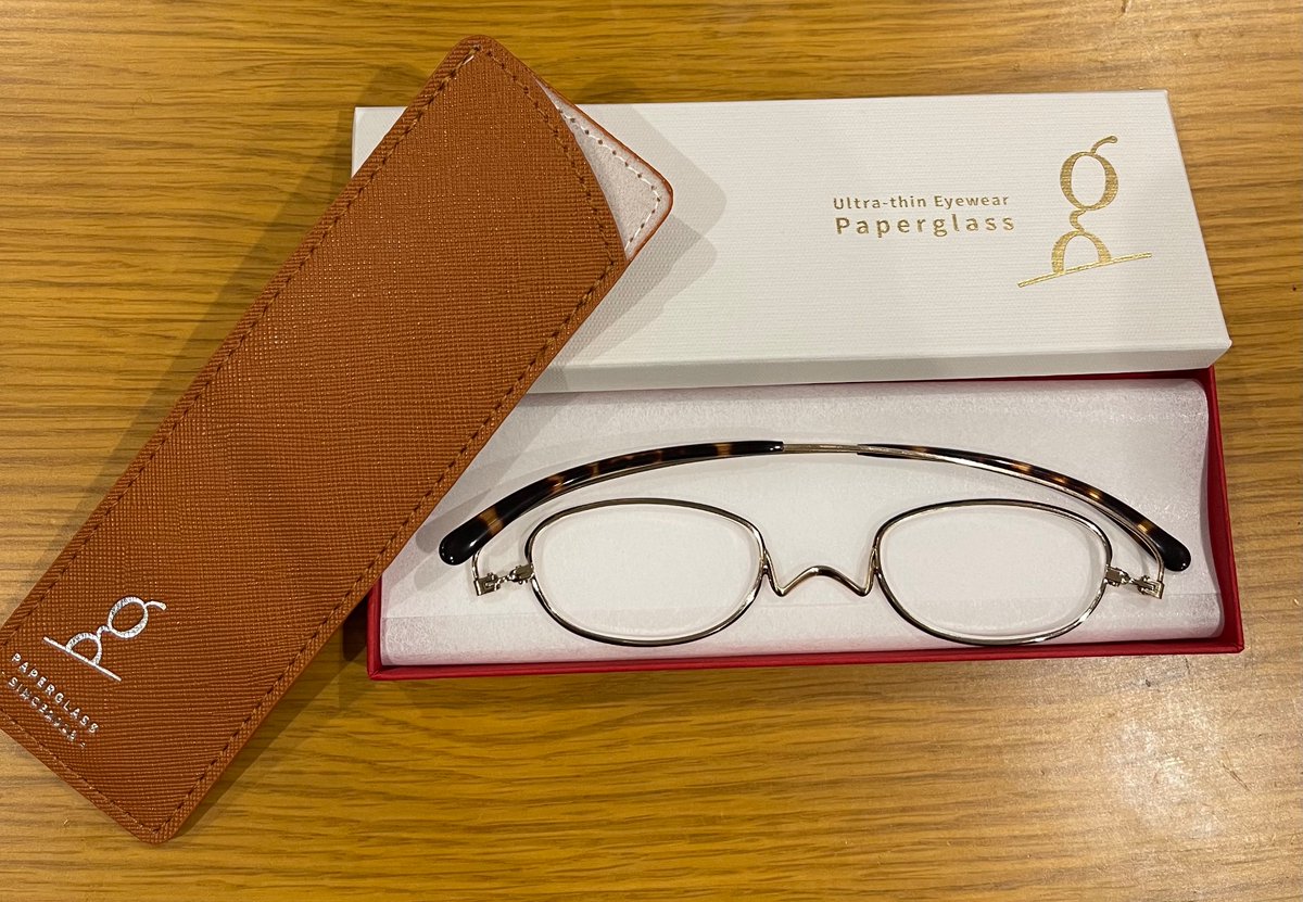 MMama1713's tweet photo. #Paperglass
念願の
#ムロツヨシ　さん
とお揃いのシニアグラス👓
姪っ子たちが誕生日のお祝いにプレゼント🎁してくれました✨ https://t.co/jC4b7uPvhp