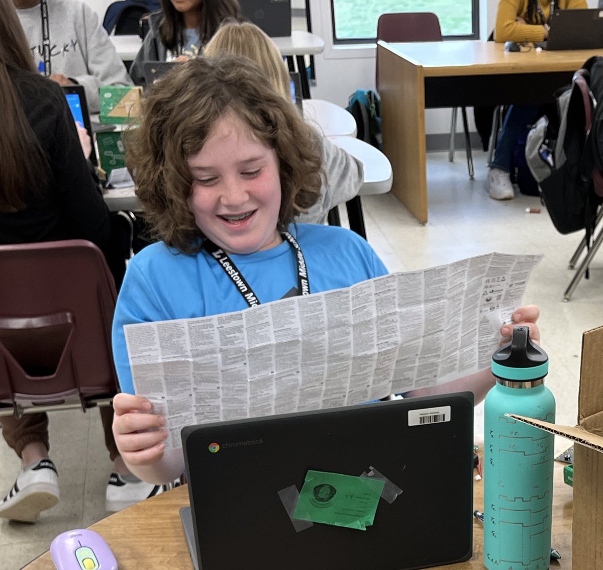 Our new micro:bits are here! Students are busy brainstorming ideas for our Leestown Museum of micro:bits. Thanks to @fcpskycte for all the help with Perkins funding. @fcpsoit @microbit_edu