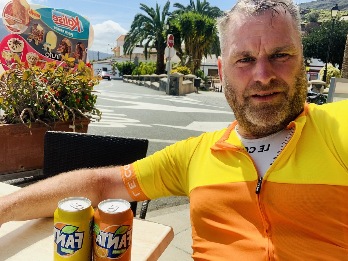 When your mid ride drinks match your top 🤣
#GranCanaria
