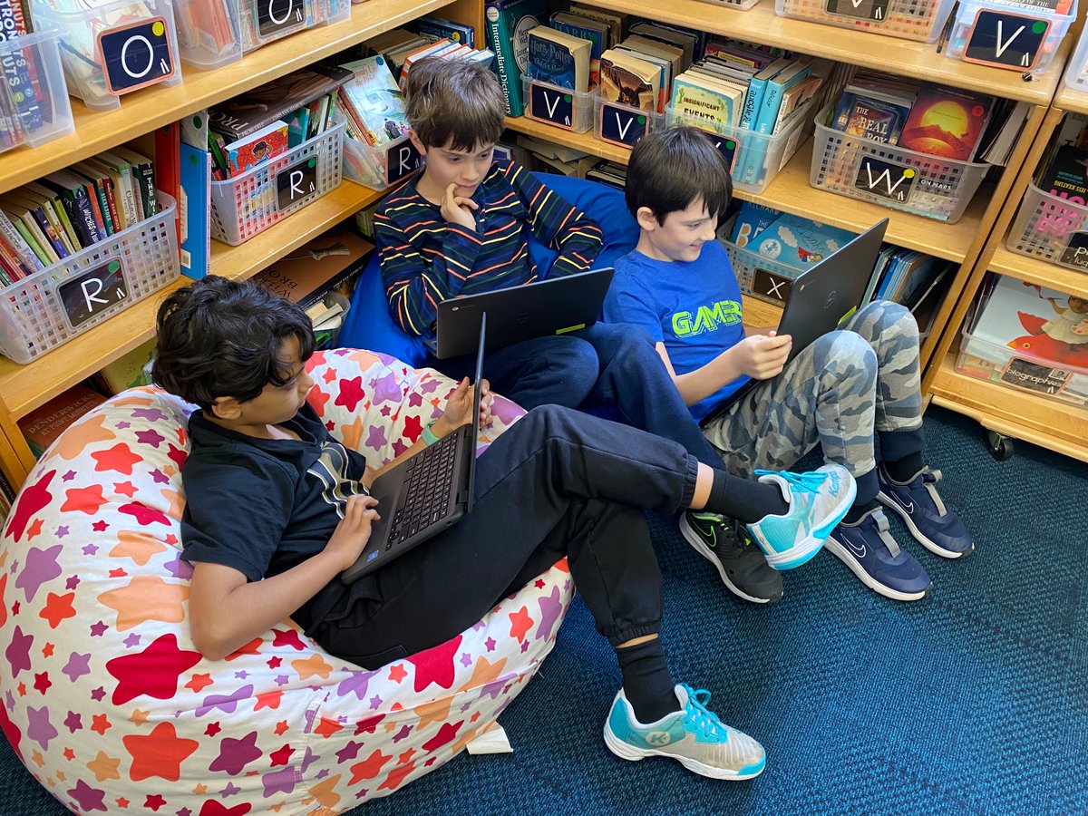 CaedmonFourth's tweet photo. Math Workshop in #CaedmonGrade4
#TheCaedmonStory #CaedmonMath #CaedmonExcellence https://t.co/kagUTZyGCM
